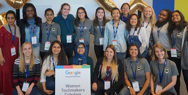 group shot of 2018 Google Women Techmakers Scholars